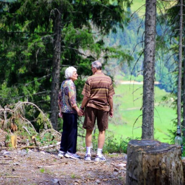 6 Physical and Mental Health tips for Senior Citizens